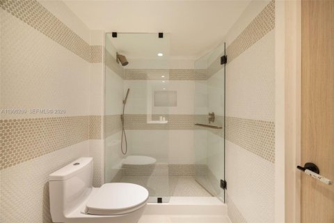 Купить кондоминиум в Майами-Бич, Флорида 3 спальни, 109.62м2, № 2057586 - фото 20