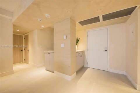 Купить кондоминиум в Майами-Бич, Флорида 3 спальни, 109.62м2, № 2057586 - фото 3