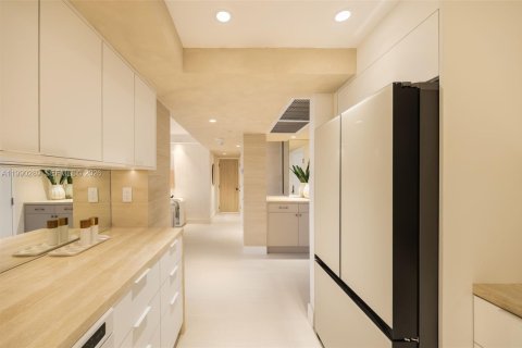 Купить кондоминиум в Майами-Бич, Флорида 3 спальни, 109.62м2, № 2057586 - фото 10