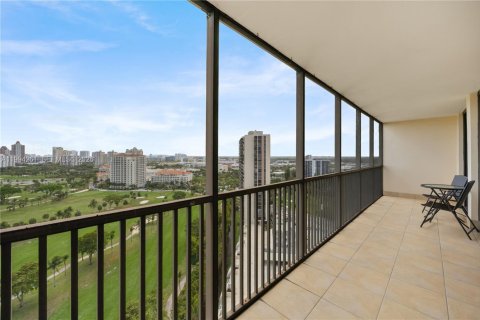 Condominio en venta en Aventura, Florida, 2 dormitorios, 121.98 m2 № 2155137 - foto 5