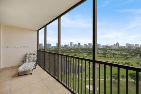 Condominio en venta en Aventura, Florida, 2 dormitorios, 121.98 m2 № 2155137 - foto 4