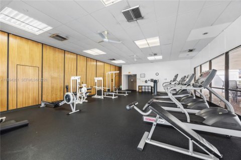Condominio en venta en Aventura, Florida, 2 dormitorios, 121.98 m2 № 2155137 - foto 27