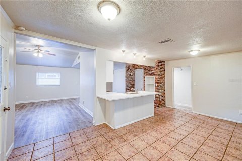 House in Orlando, Florida 3 bedrooms, 141.3 sq.m. № 1825242 - photo 19