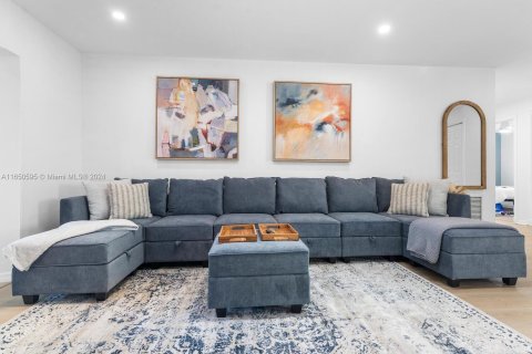 Casa en alquiler en Palm Beach Gardens, Florida, 4 dormitorios, 149.39 m2 № 1749115 - foto 11