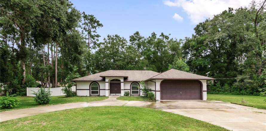 House in Williston, Florida 3 bedrooms, 164.72 sq.m. № 1873343