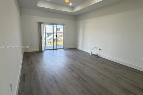 Villa ou maison à louer à Lehigh Acres, Floride: 3 chambres, 185.8 m2 № 2047859 - photo 11