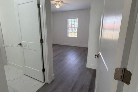 Villa ou maison à louer à Lehigh Acres, Floride: 3 chambres, 185.8 m2 № 2047859 - photo 21