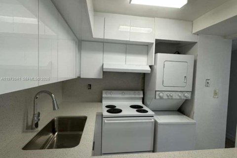 Copropriété à louer à Miami, Floride: 2 chambres, 89.19 m2 № 2038753 - photo 3