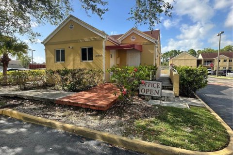 Copropriété à louer à Miami, Floride: 2 chambres, 89.19 m2 № 2038753 - photo 8