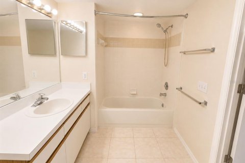 Copropriété à louer à Clearwater, Floride: 2 chambres, 100.8 m2 № 2388625 - photo 21