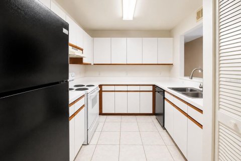 Copropriété à louer à Clearwater, Floride: 2 chambres, 100.8 m2 № 2388625 - photo 7