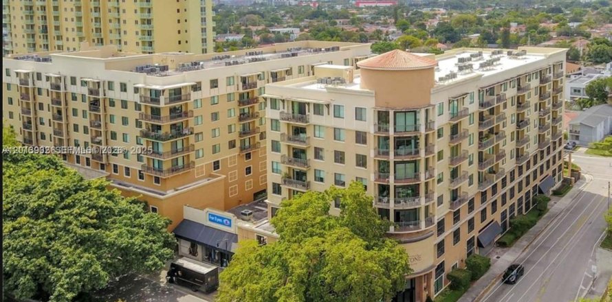 Condo à Miami, Floride, 2 chambres  № 2076189