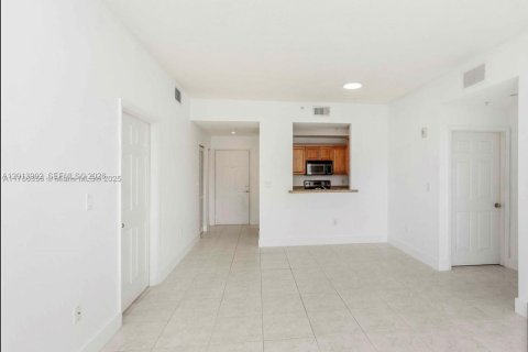 Copropriété à louer à Miami, Floride: 2 chambres, 95.04 m2 № 2076189 - photo 5