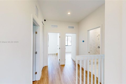 Townhouse in Homestead, Florida 3 bedrooms, 173.73 sq.m. № 1943517 - photo 22