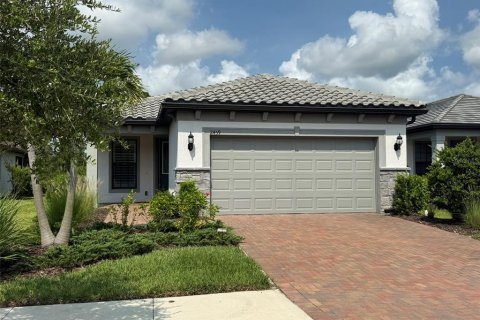 House in North Port, Florida 2 bedrooms, 131.18 sq.m. № 1837897 - photo 1