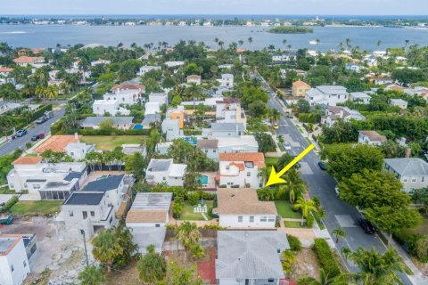 Casa en alquiler en West Palm Beach, Florida, 2 dormitorios, 96.06 m2 № 1187247 - foto 1