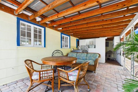 Duplex à vendre à Gulfport, Floride: 2 chambres, 96.99 m2 № 2100330 - photo 19