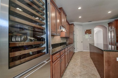 House in Land O' Lakes, Florida 6 bedrooms, 402.36 sq.m. № 1820587 - photo 19