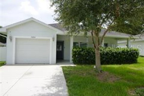 Casa en alquiler en Dade City, Florida, 3 dormitorios, 108.23 m2 № 1866243 - foto 1