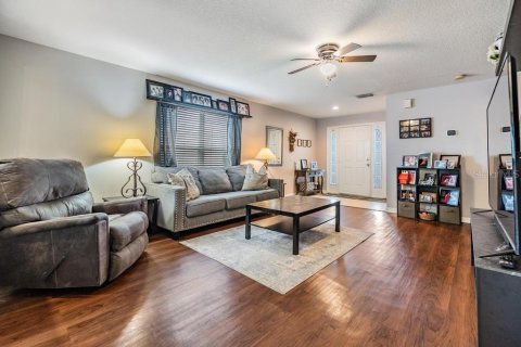 House in Trinity, Florida 4 bedrooms, 136.66 sq.m. № 1838418 - photo 4