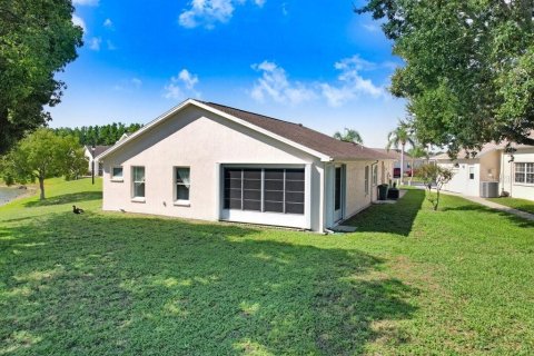 Villa ou maison à vendre à New Port Richey, Floride: 2 chambres, 147.71 m2 № 1799971 - photo 14