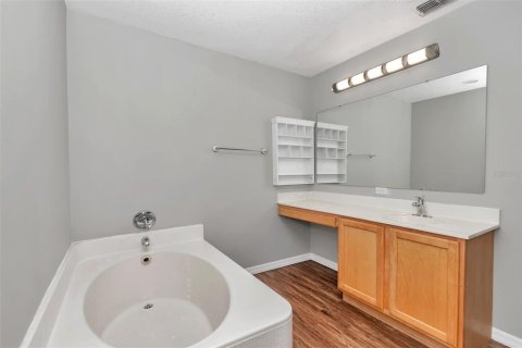 House in Ocala, Florida 4 bedrooms, 217.02 sq.m. № 1522168 - photo 28