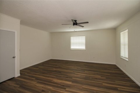 House in Orlando, Florida 4 bedrooms, 181.72 sq.m. № 2236080 - photo 21