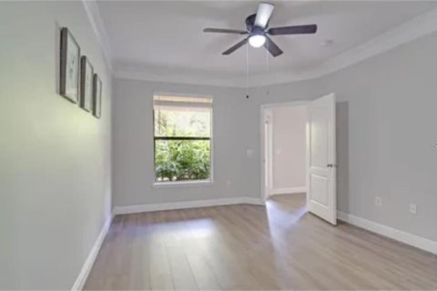 Condo in Orlando, Florida, 2 bedrooms  № 2379090 - photo 11