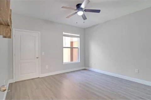 Condo in Orlando, Florida, 2 bedrooms  № 2379090 - photo 7
