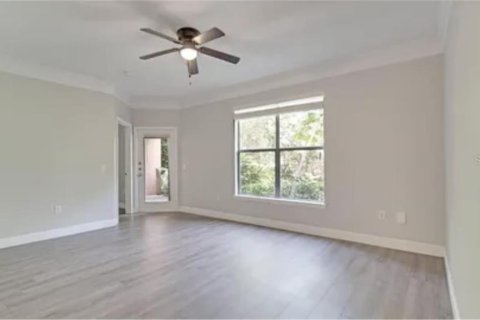 Condo in Orlando, Florida, 2 bedrooms  № 2379090 - photo 13