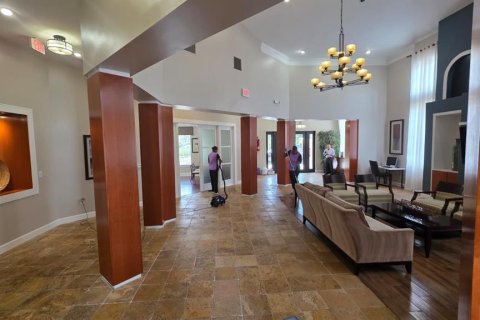 Condo in Orlando, Florida, 2 bedrooms  № 2379090 - photo 19