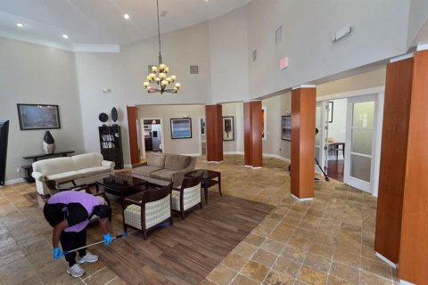 Condo in Orlando, Florida, 2 bedrooms  № 2379090 - photo 22