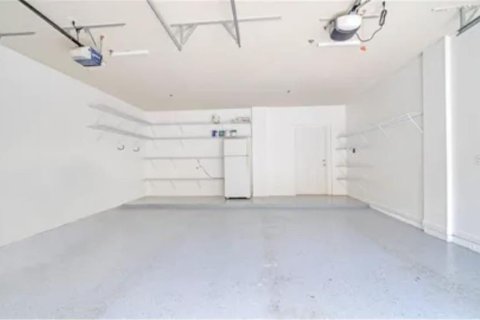 Condo in Orlando, Florida, 2 bedrooms  № 2379090 - photo 16