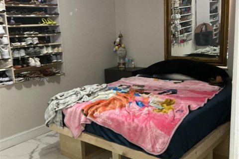 Casa en venta en Miami, Florida, 3 dormitorios, 109.53 m2 № 2071850 - foto 13