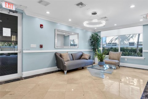 Condominio en alquiler en Deerfield Beach, Florida, 2 dormitorios, 181.16 m2 № 1948683 - foto 30