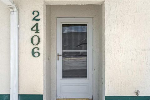 Townhouse in Kissimmee, Florida 3 bedrooms, 106.65 sq.m. № 2197873 - photo 4