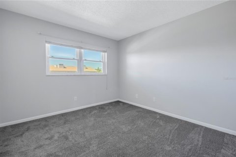 Condominio en venta en Treasure Island, Florida, 2 dormitorios, 97.08 m2 № 929039 - foto 23