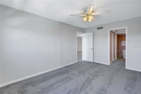 Condominio en venta en Treasure Island, Florida, 2 dormitorios, 97.08 m2 № 929039 - foto 17