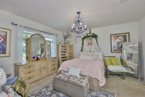 House in Sun City Center, Florida 3 bedrooms, 140.84 sq.m. № 1827879 - photo 17