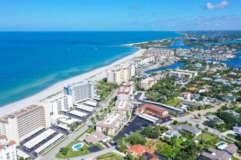 Condo in Venice, Florida, 1 bedroom № 2378182 - photo 19