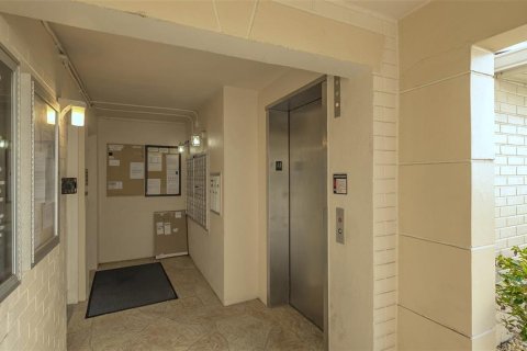 Condo in Venice, Florida, 1 bedroom № 2378182 - photo 26