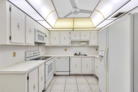 Copropriété à vendre à Weston, Floride: 2 chambres, 118.26 m2 № 1968638 - photo 20