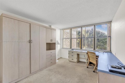 Copropriété à vendre à Weston, Floride: 2 chambres, 118.26 m2 № 1968638 - photo 28