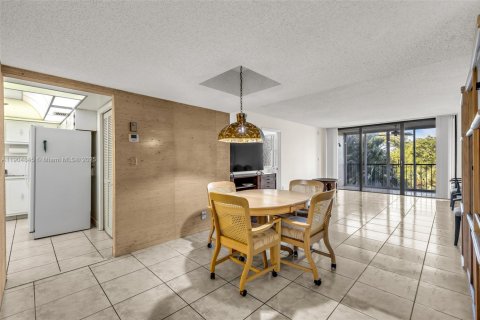 Copropriété à vendre à Weston, Floride: 2 chambres, 118.26 m2 № 1968638 - photo 12