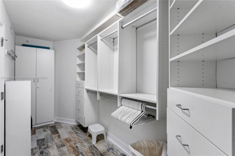 Снять в аренду кондоминиум в Ривьера-Бич, Флорида 2 спальни, 138.24м2, № 2022919 - фото 16