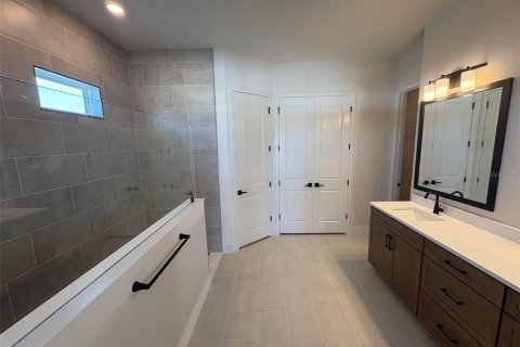 Villa ou maison à vendre à Sarasota, Floride: 4 chambres, 264.77 m2 № 2116984 - photo 2