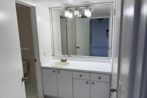 Снять в аренду кондоминиум в Майами, Флорида 1 спальня, 62.24м2, № 2004029 - фото 6