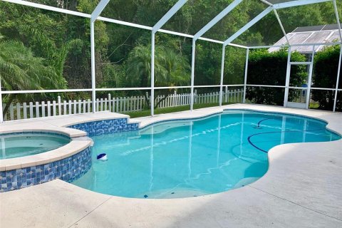 House in Odessa, Florida 4 bedrooms, 181.72 sq.m. № 2273089 - photo 26