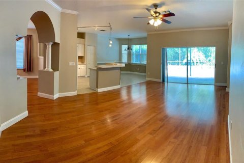 House in Odessa, Florida 4 bedrooms, 181.72 sq.m. № 2273089 - photo 7
