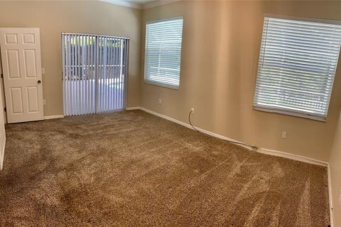 House in Odessa, Florida 4 bedrooms, 181.72 sq.m. № 2273089 - photo 17